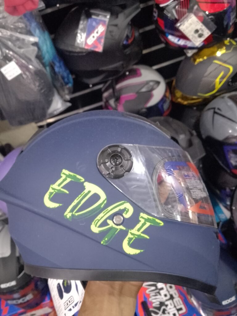 Casco HELMETS 2026